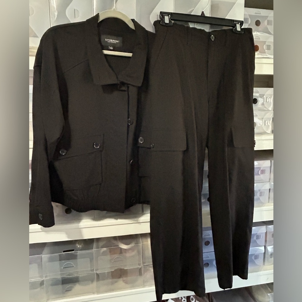 Liverpool Black Women's Pantsuit Set
